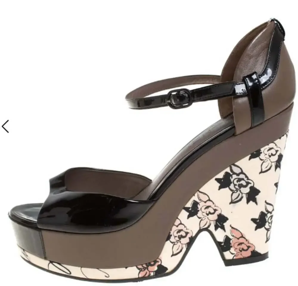 Chanel Black/Grey Patent And Leather Wedge Sandals Side 39.5